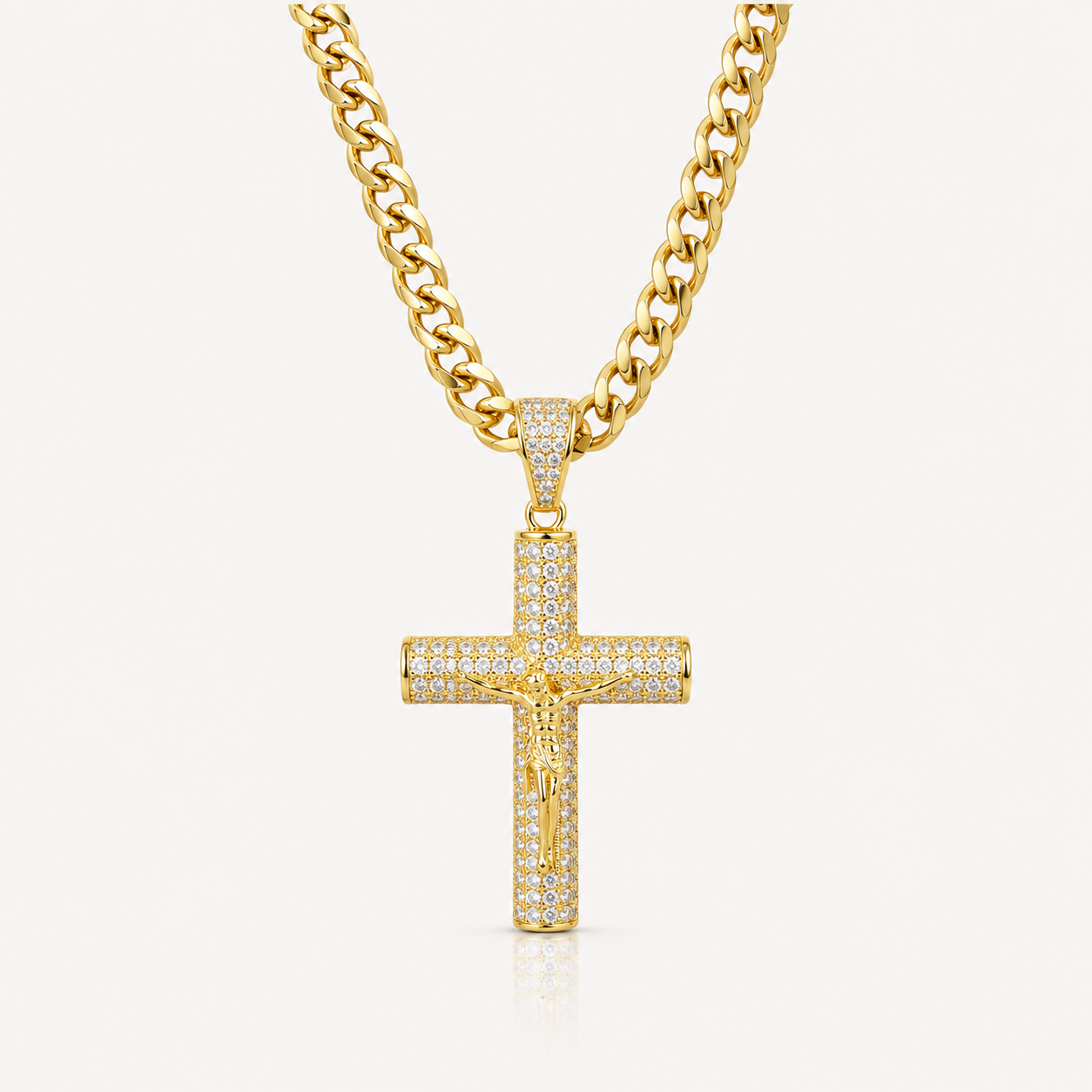 Aura™ Crucifix Chain | Un Símbolo de Fe, Fortaleza y Protección